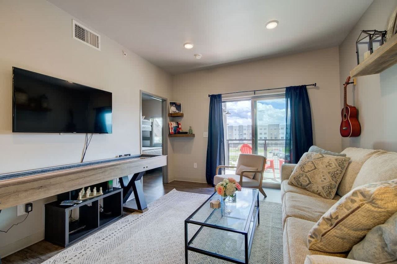 2210 Remington Way #1339975P - Photo 5 of 30