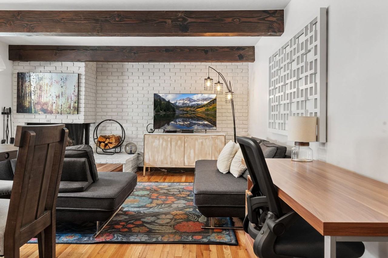 1039 E Cooper Ave #1339918P - Photo 7 of 32