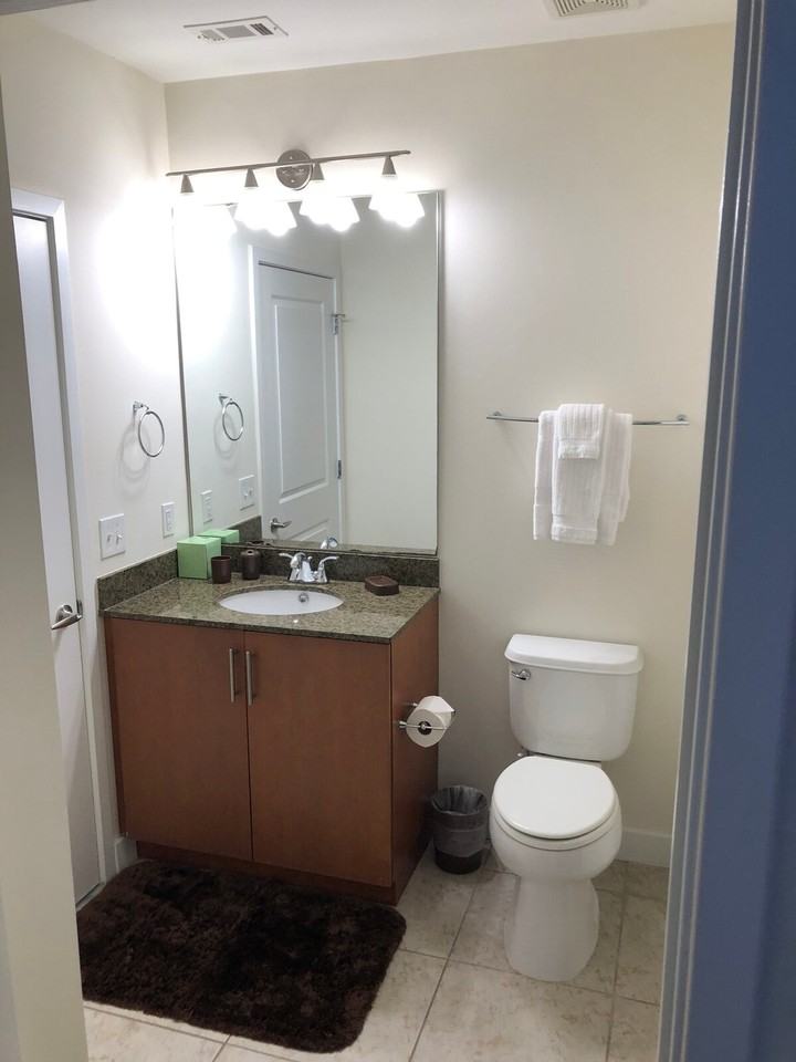 215 W Martin Luther King Blvd #1344187P - Photo 7 of 21