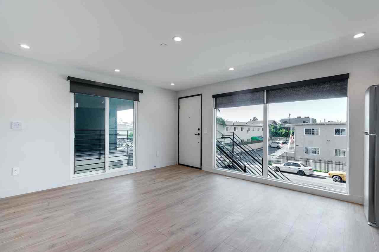 2304 Ridgeley Drive #10 - Photo 5 of 21