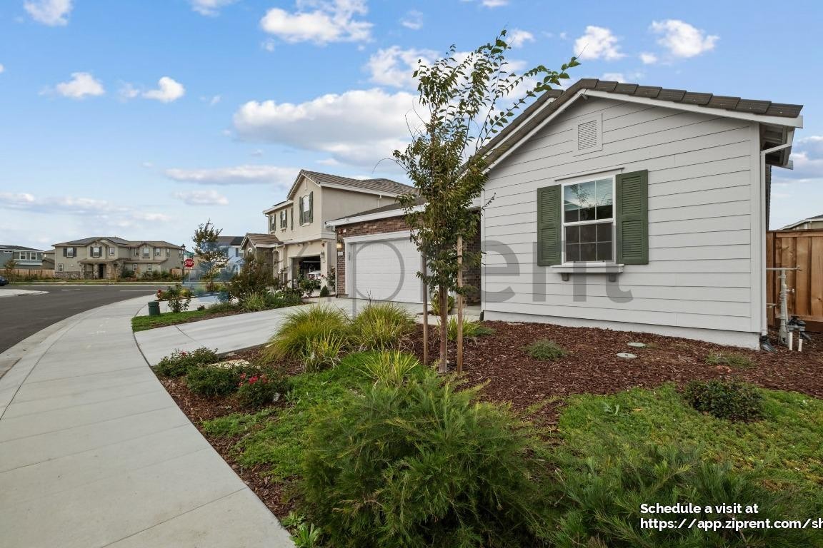 6006 Driver Ct - Photo 2 of 23