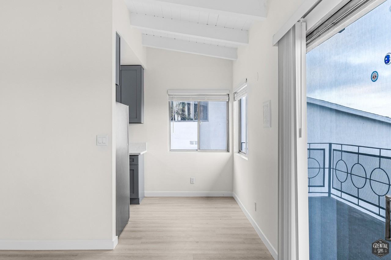 2637 Centinela Ave #18 - Photo 6 of 17