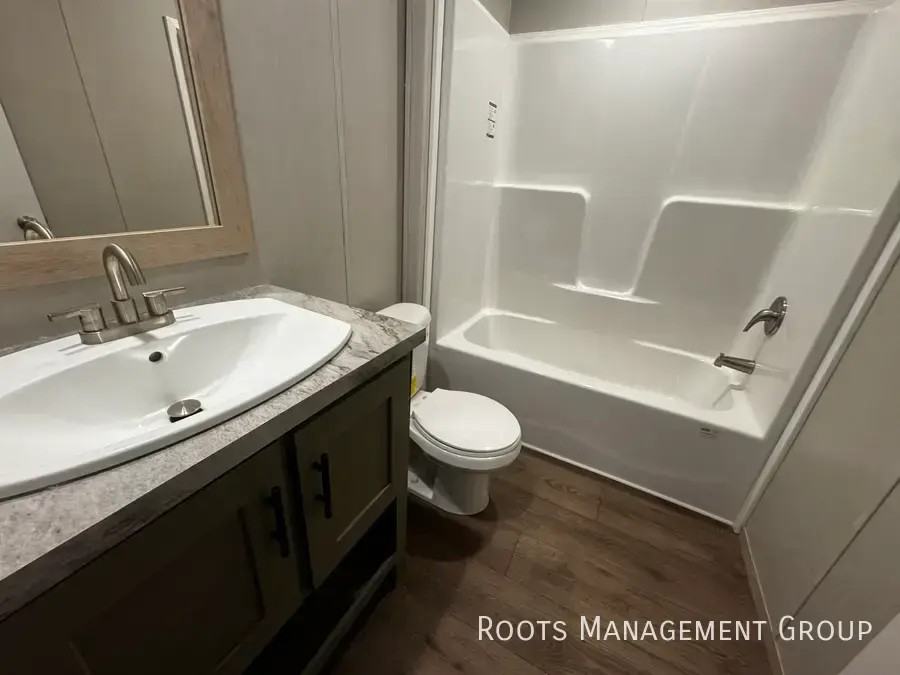 51 Sue St #51S - Photo 7 of 19