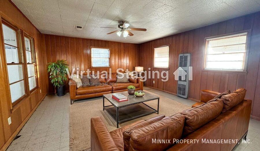 4411 45th Street - Photo 2 of 21