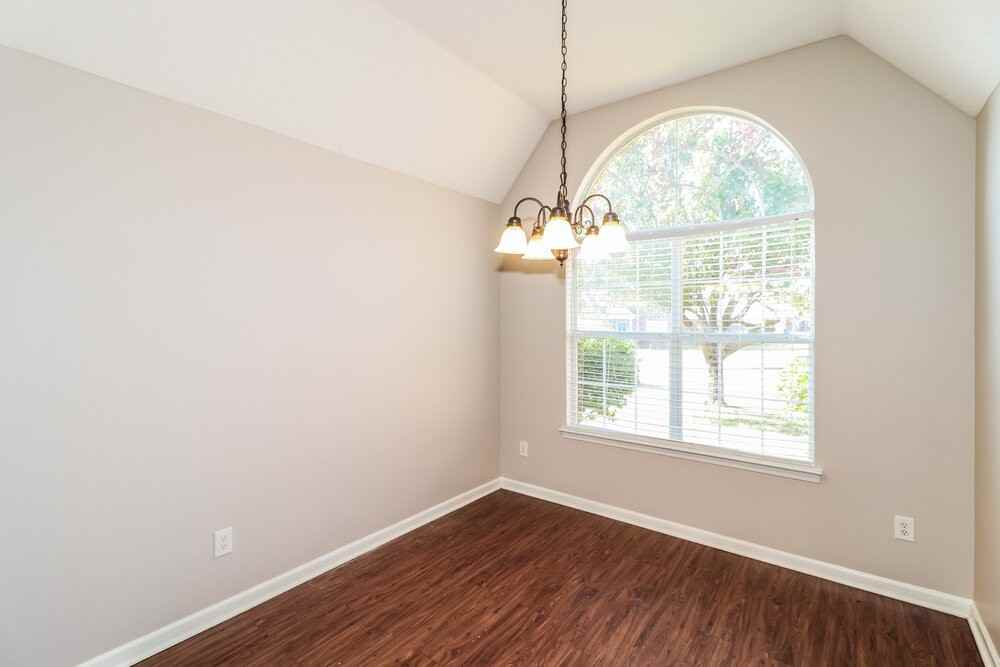 7972 Ridgedale Dr - Photo 7 of 16