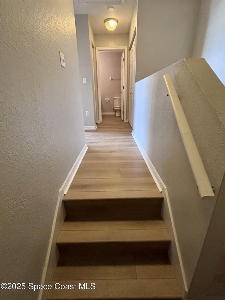 100 Colibri Way #100-102 - Photo 4 of 16