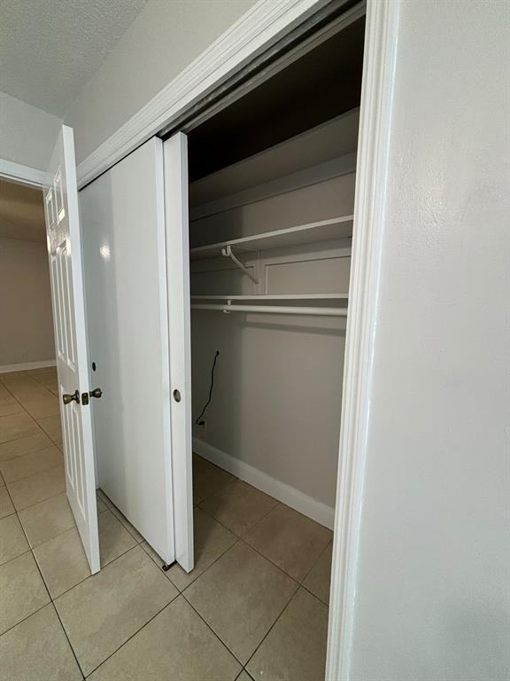 1713 N Dixie Hwy #1713-3 - Photo 2 of 14