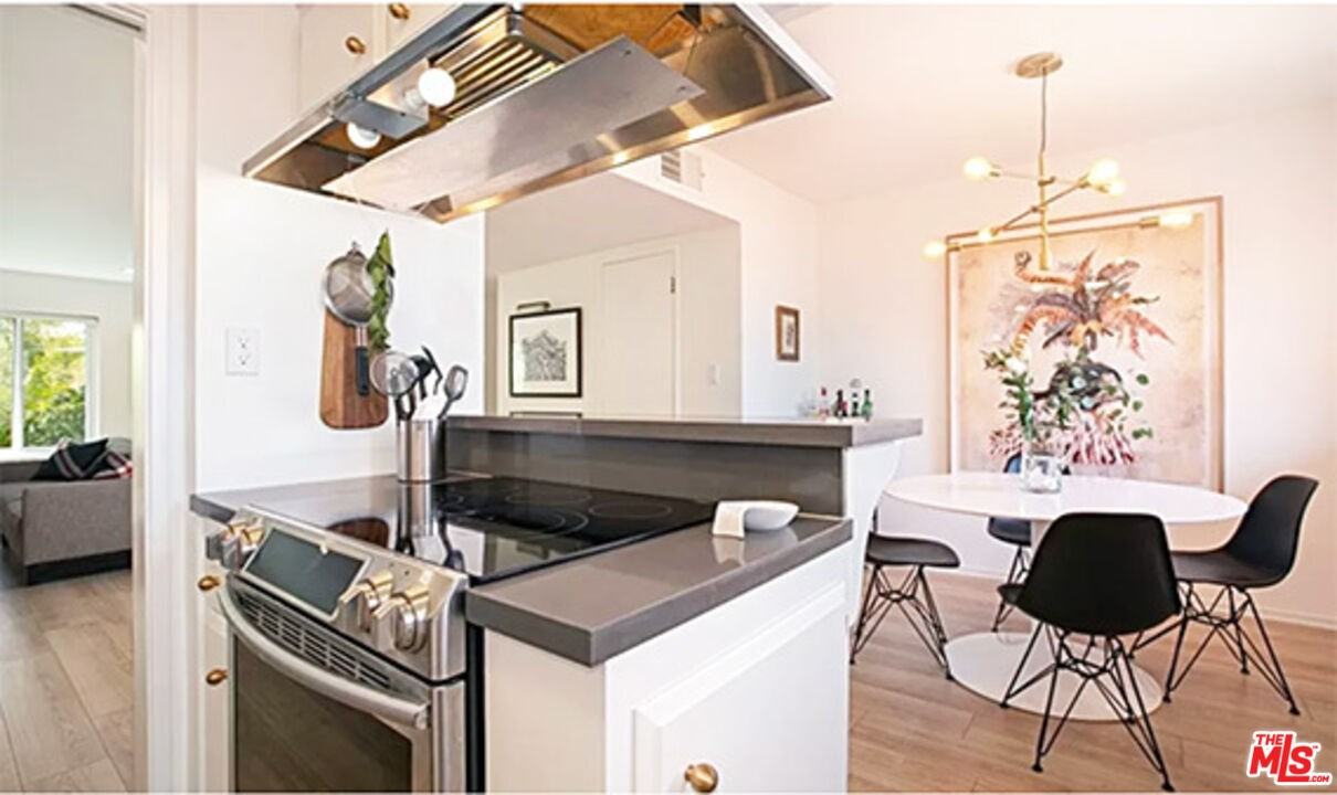 1830 Taft Ave #1830-307 - Photo 2 of 6