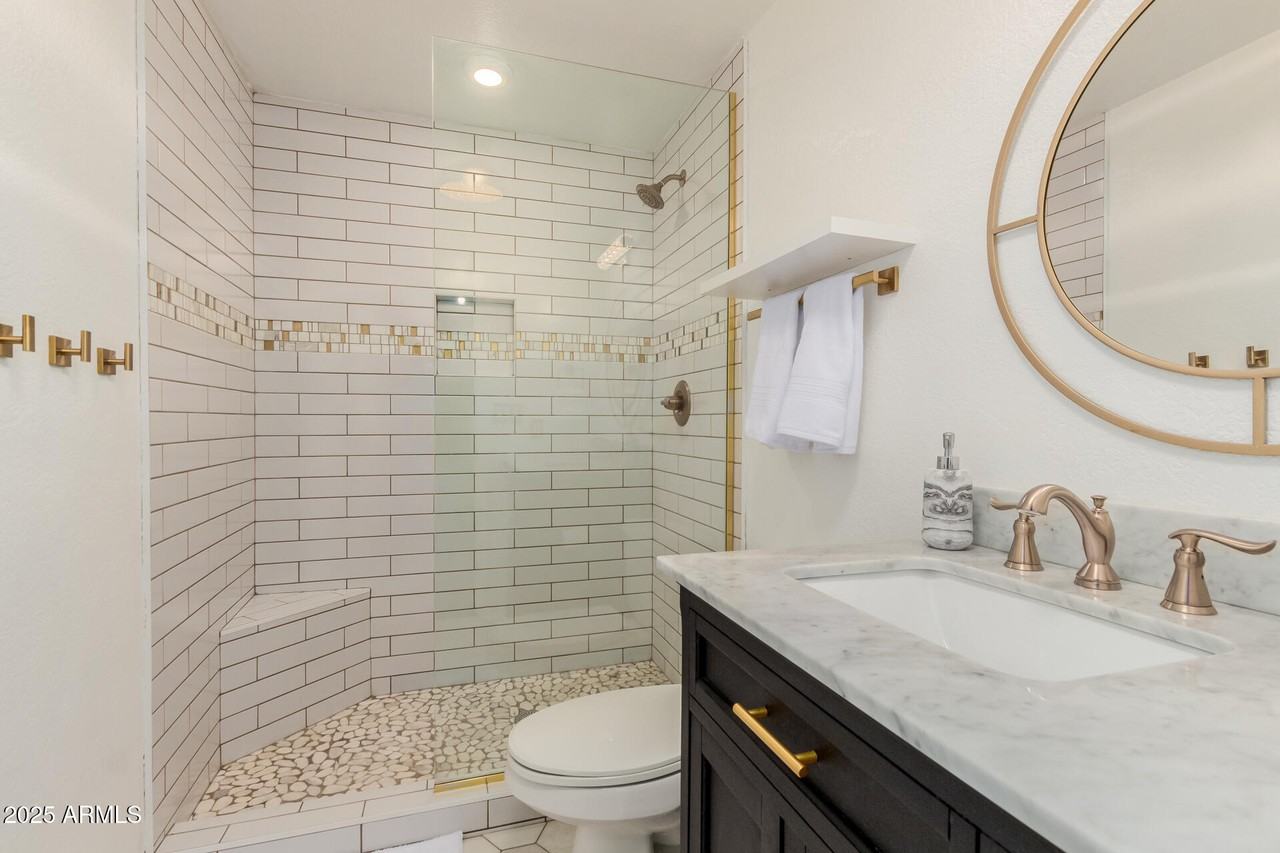 9711 E Mountain View Rd #9711-1526 - Photo 6 of 37