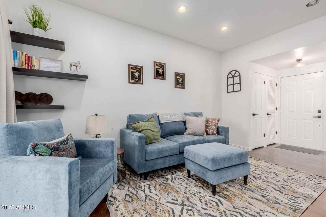 9711 E Mountain View Rd #9711-1526 - Photo 7 of 37