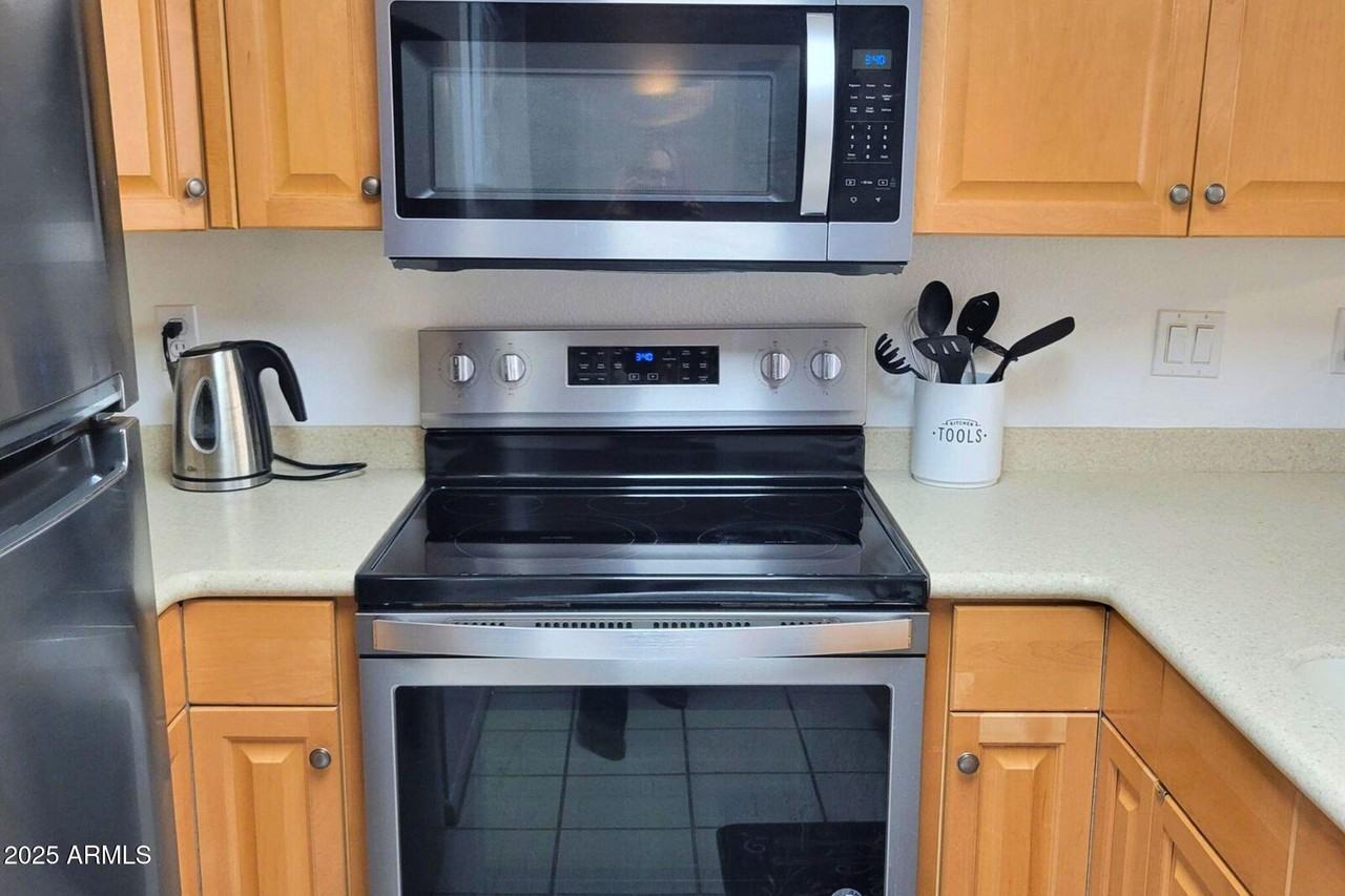 10080 E Mountain View Rd #10080-127 - Photo 7 of 22