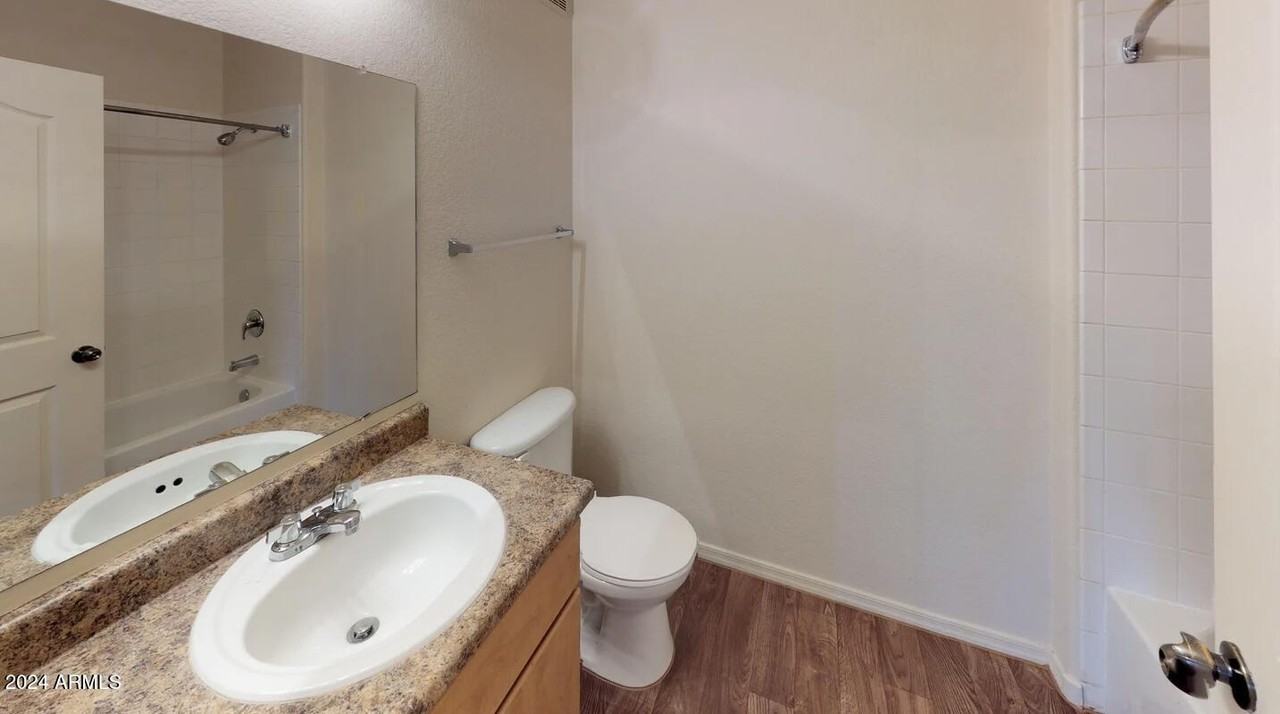 16682 N West Point Pkwy #16682-2 - Photo 7 of 13