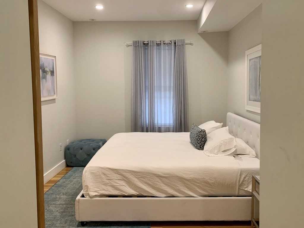 666 Massachusetts Ave #666-1 - Photo 2 of 13