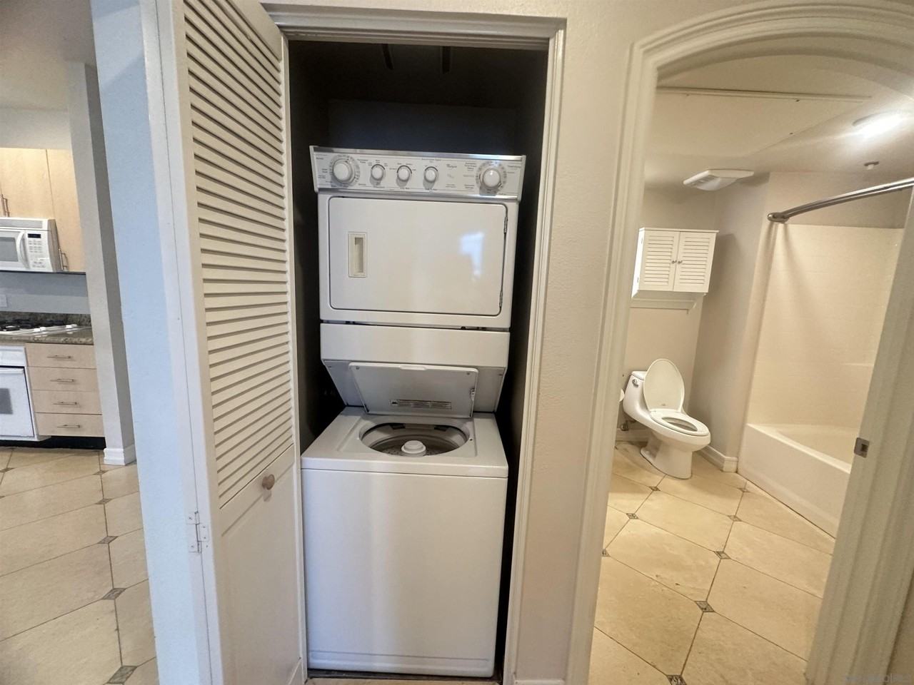 525 11th Ave #525 - Photo 5 of 6