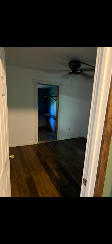 207 Poplar St - Photo 3 of 6