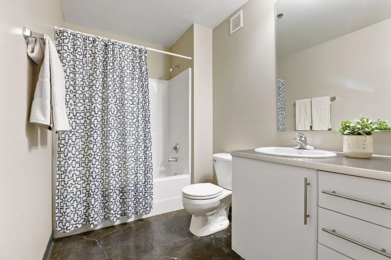 500 Robert St N #704 - Photo 6 of 8