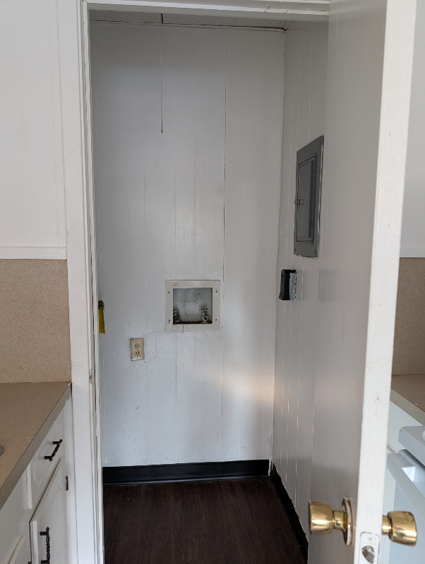 104 N Holland St #104-4 - Photo 4 of 13