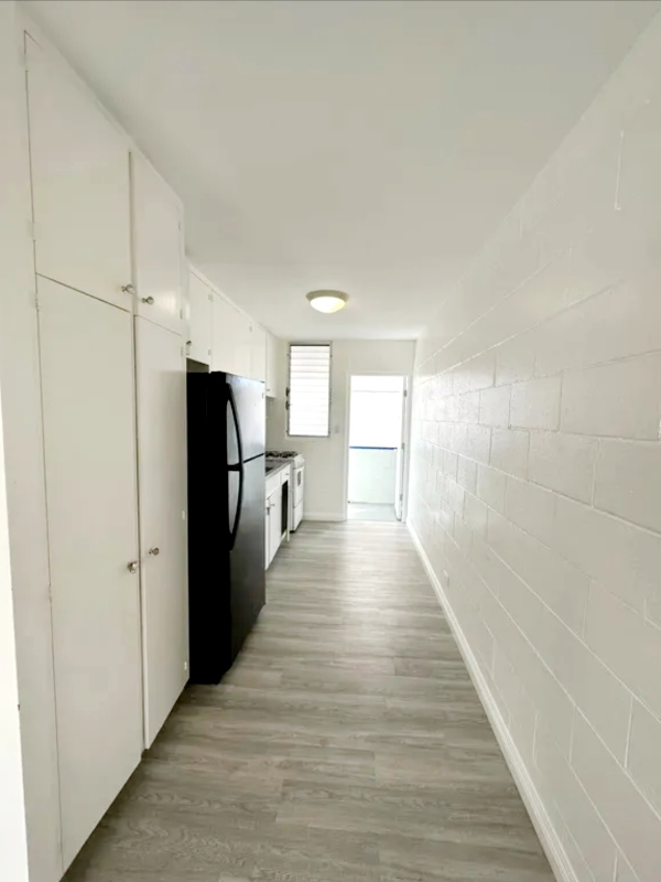 711 Makaleka Ave #G - Photo 6 of 19