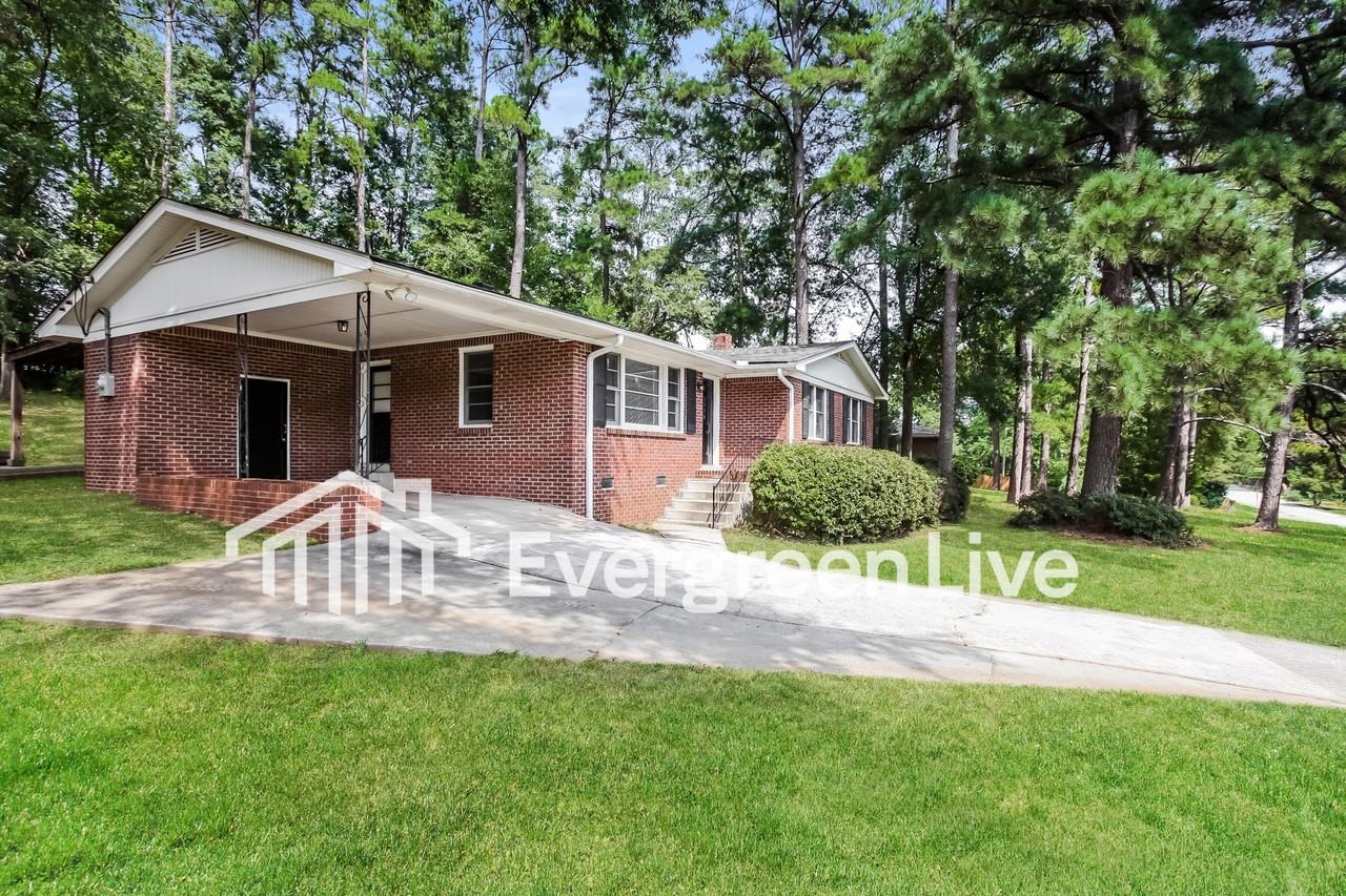 1454 Fork Ave - Photo 2 of 15