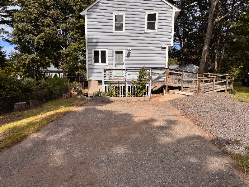 9 Jean St - Photo 3 of 9