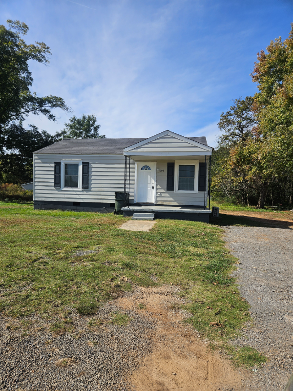 308 Mount Lebanon Road - Photo 2 of 14