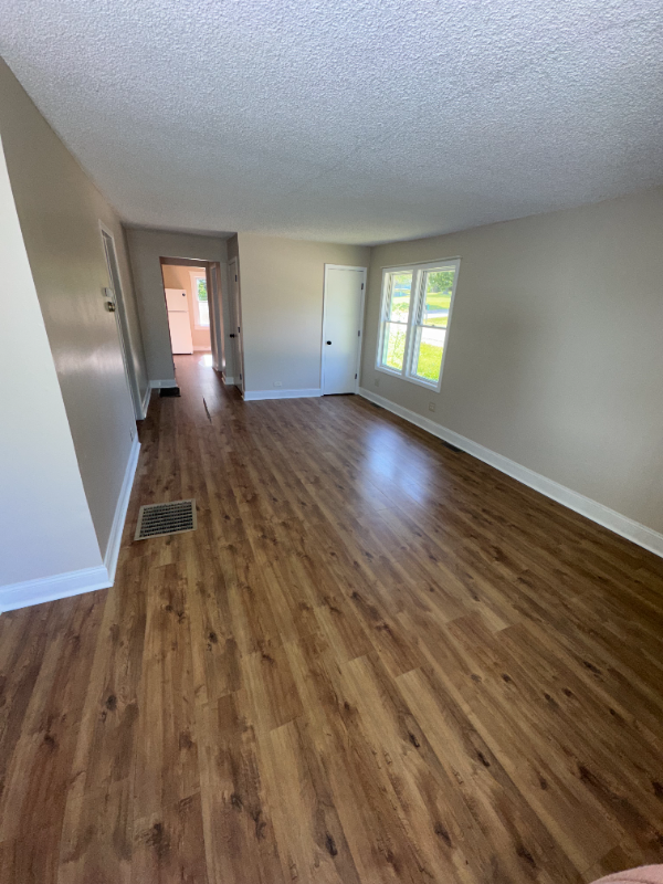 30513 N Wilson Rd - Photo 3 of 18