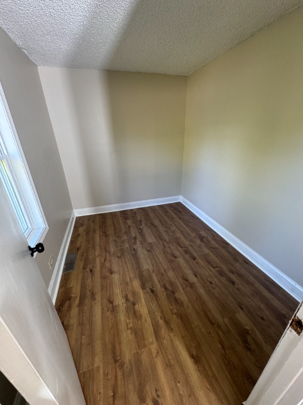 30513 N Wilson Rd - Photo 6 of 18