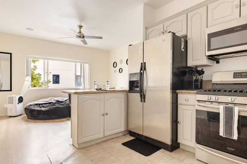 4218 Dalton Ave - Photo 6 of 20