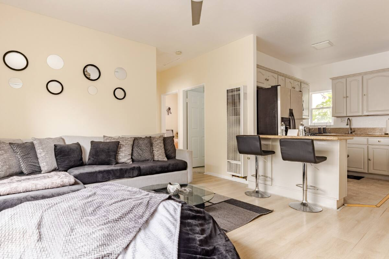 4218 Dalton Ave - Photo 7 of 20