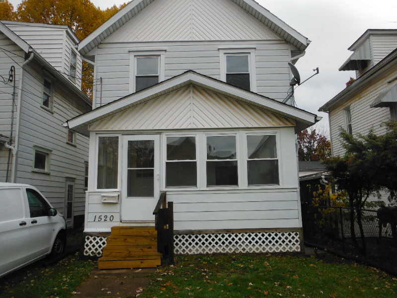 1520 Frazer Ave Nw - Photo 3 of 20