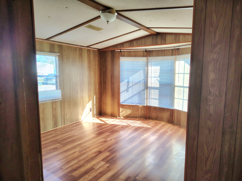 1033 Highwaye. #33 - Photo 4 of 6