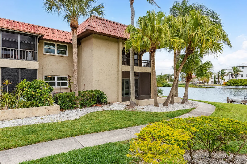 1005 S Bayshore Blvd #202 - Photo 2 of 20