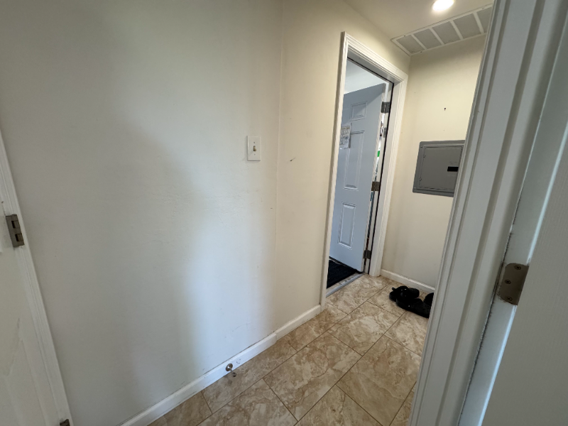 127 Marbly Ave - Photo 5 of 20