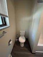 featured image of Chapel Dr S