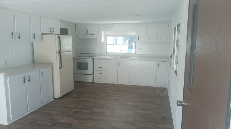 3209 Norfolk St - Photo 3 of 8