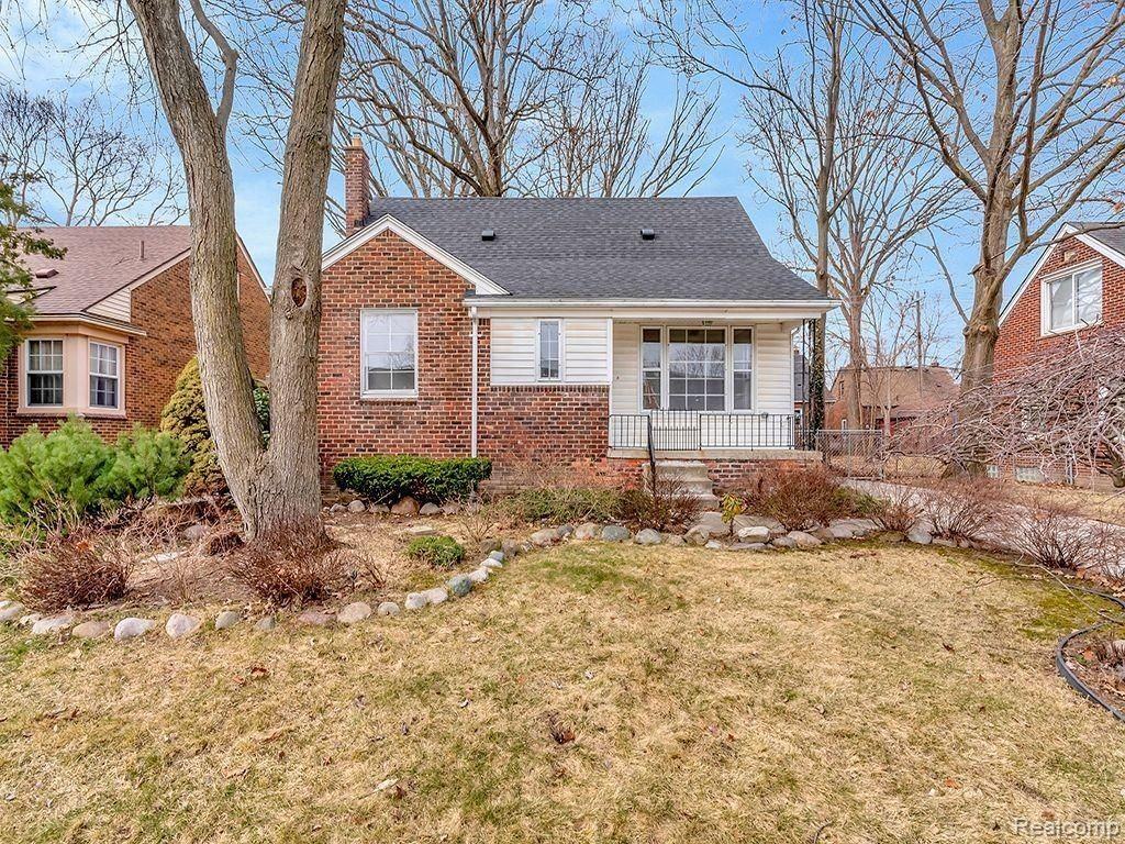 8651 Hazelton St - Photo 3 of 22