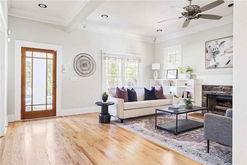 428 S Howard St Se - Photo 7 of 50