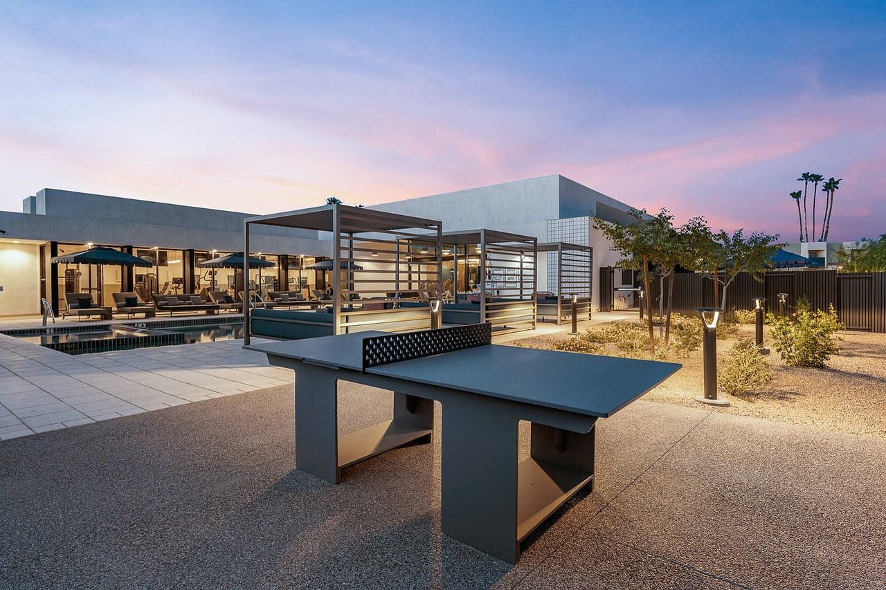 2121 Apartments - Photo 6 of 35