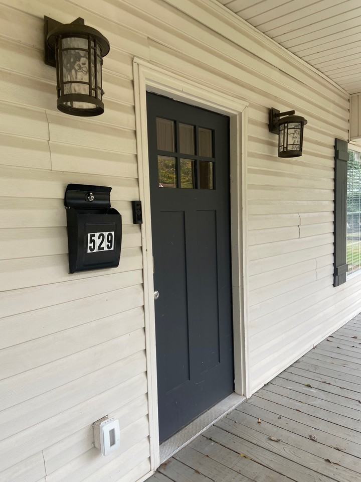 529 10th Avenue South - Photo 2 of 22