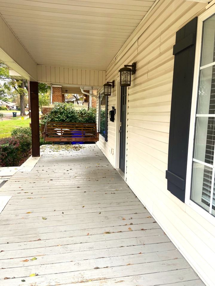 529 10th Avenue South - Photo 3 of 22