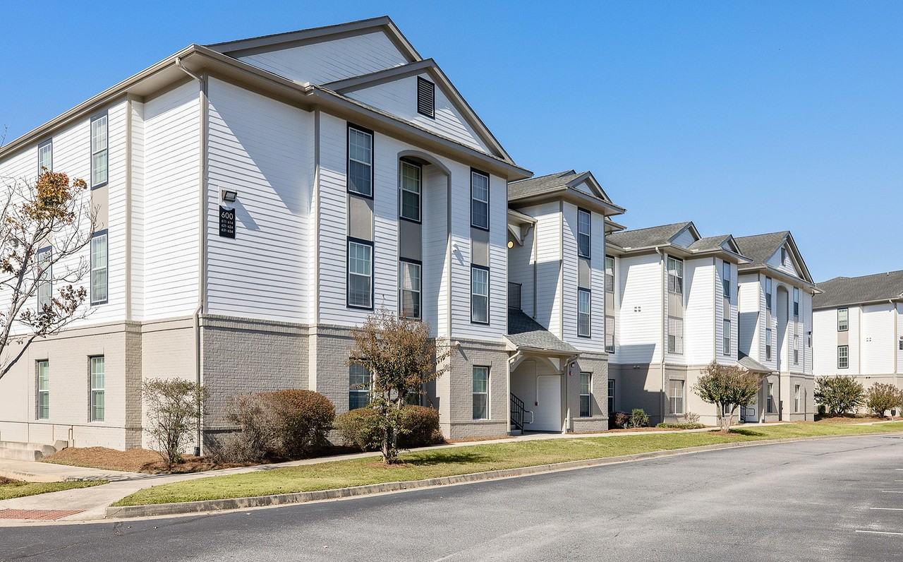 Independence Place - Photo 6 of 51