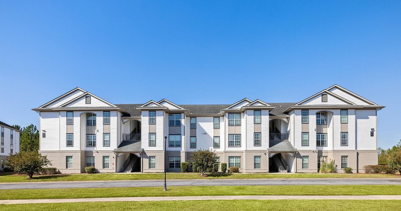 Independence Place - Photo 7 of 51