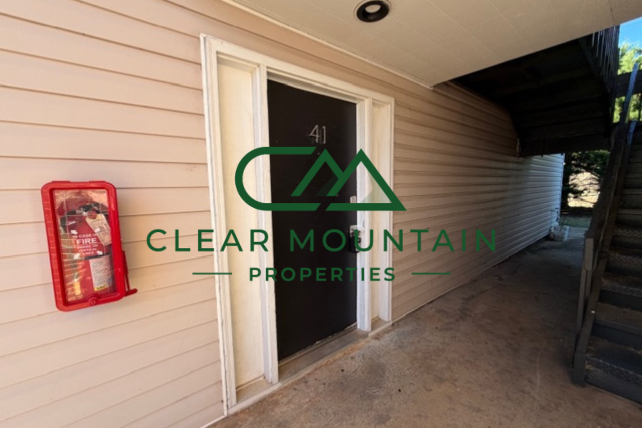 The Bradford Apartments - Photo 4 of 15