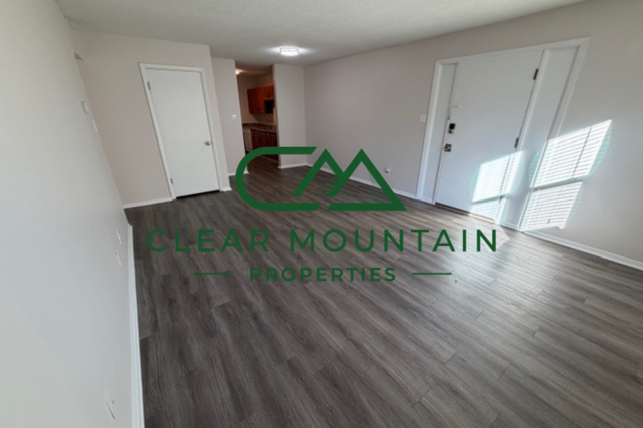 The Bradford Apartments - Photo 5 of 15