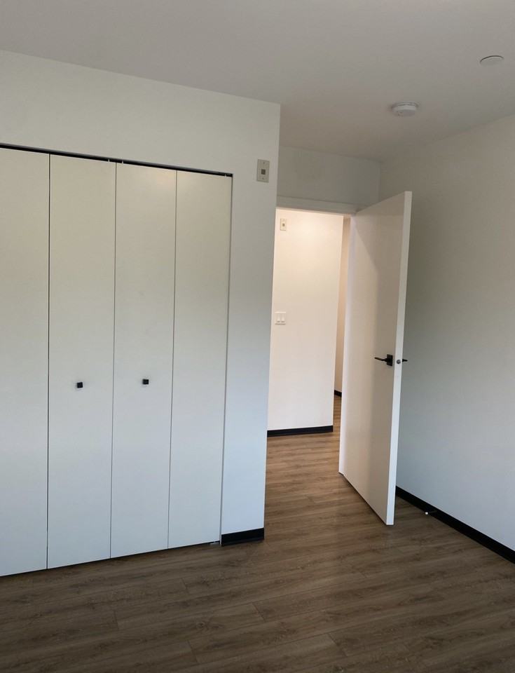 1006 Venture Way - Photo 10