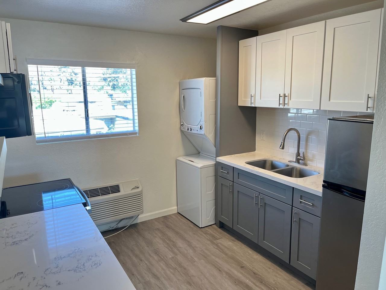 2020 West Orangewood Avenue #214 - Photo 5 of 23