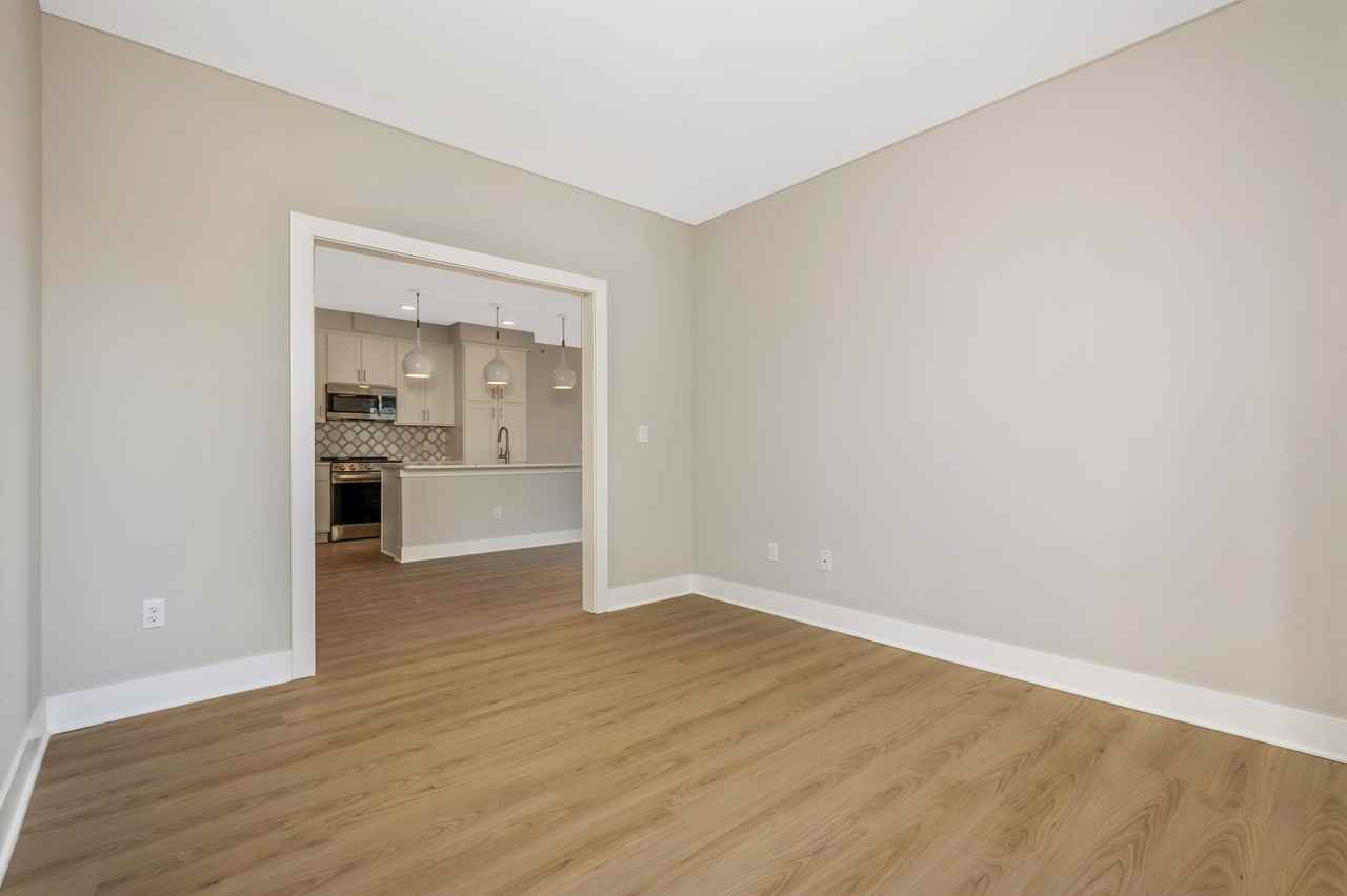 32 W College Ave #202 - Photo 6 of 20