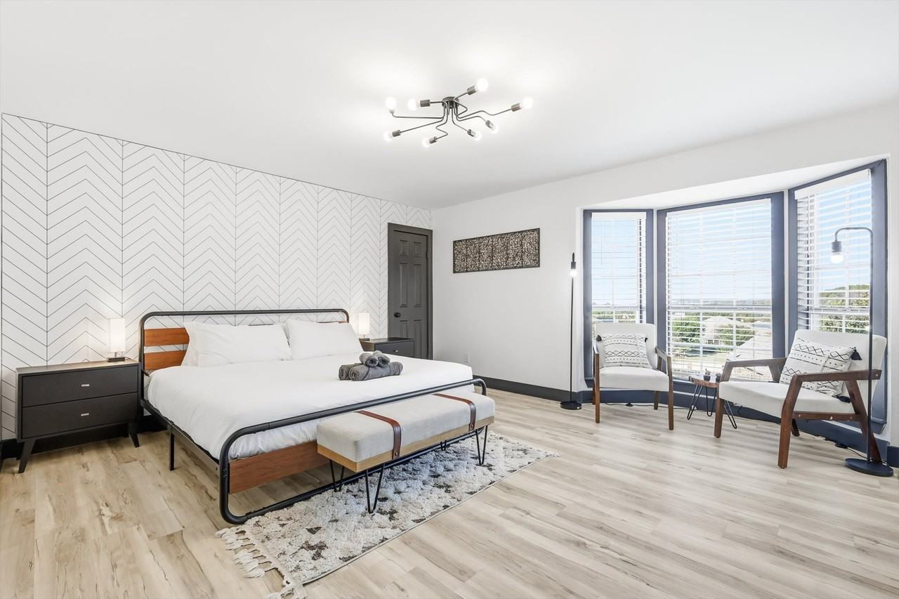 6440 Knoll Ridge Dr #NA - Photo 4 of 46