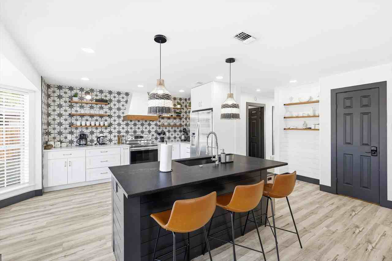 6440 Knoll Ridge Dr #NA - Photo 7 of 46