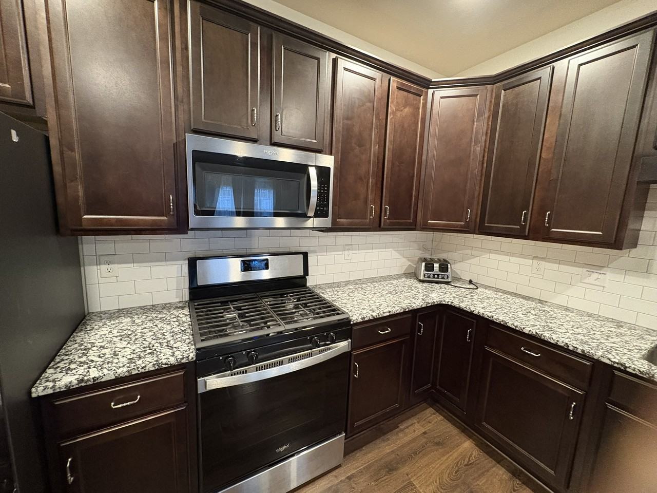 3098 Goshen Drive #3098 - Photo 7 of 27